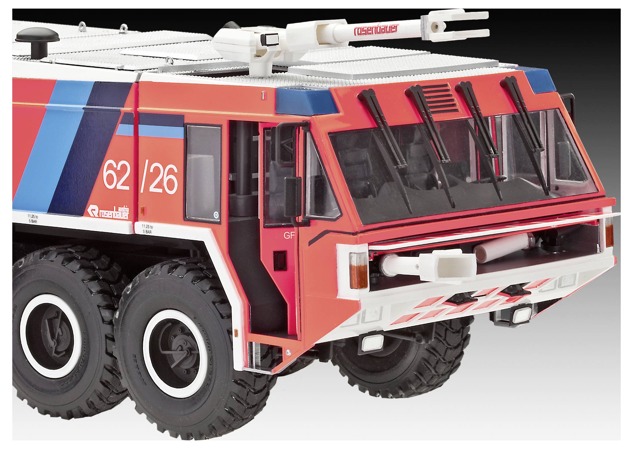 Revell 07747 GFLF Simba 8x8 Feuerwehrauto Bausatz 1:24