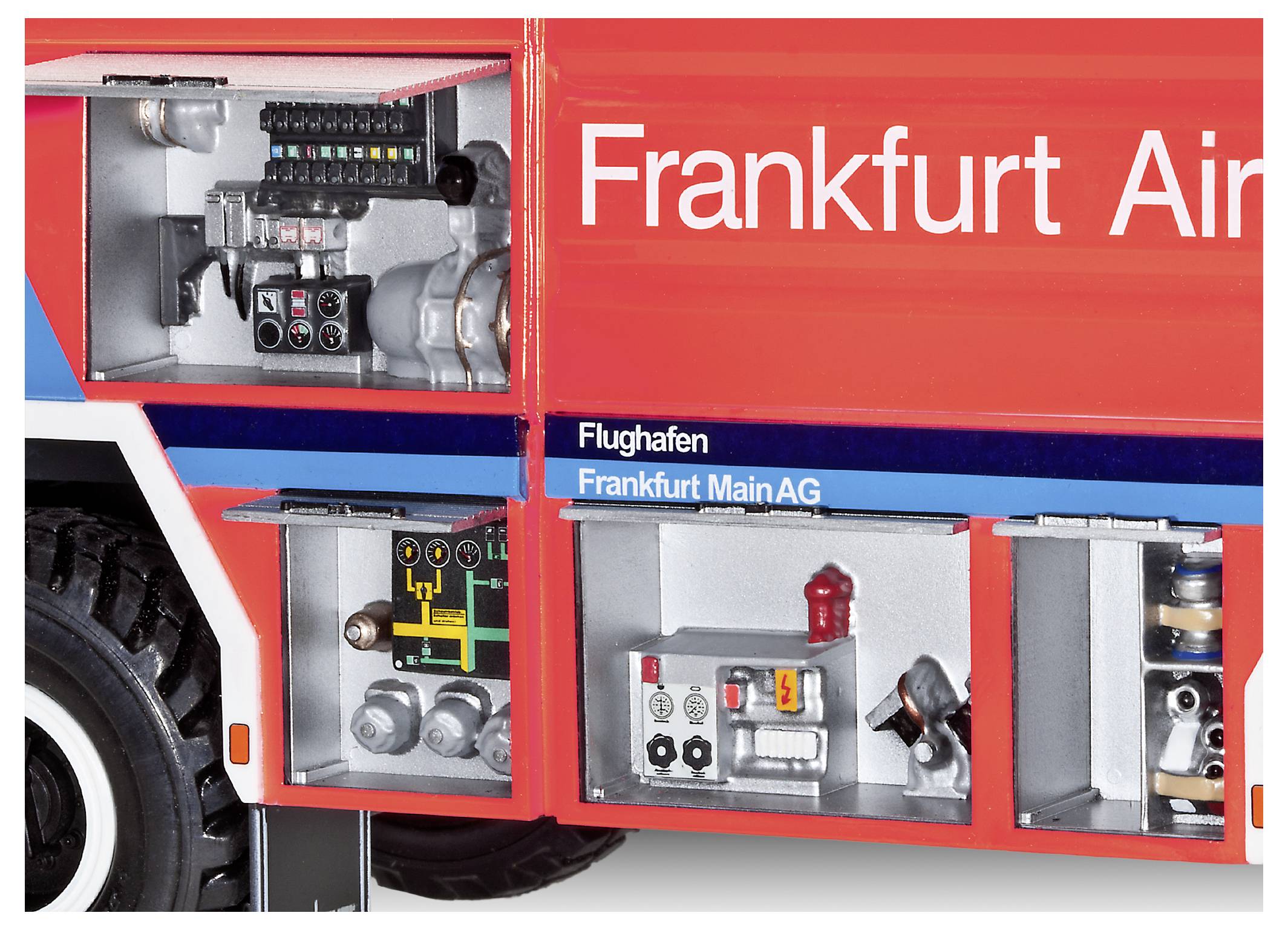 Revell 07747 GFLF Simba 8x8 Feuerwehrauto Bausatz 1:24
