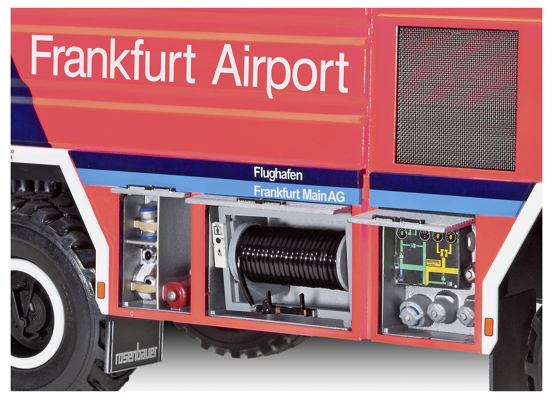 Revell 07747 GFLF Simba 8x8 Feuerwehrauto Bausatz 1:24