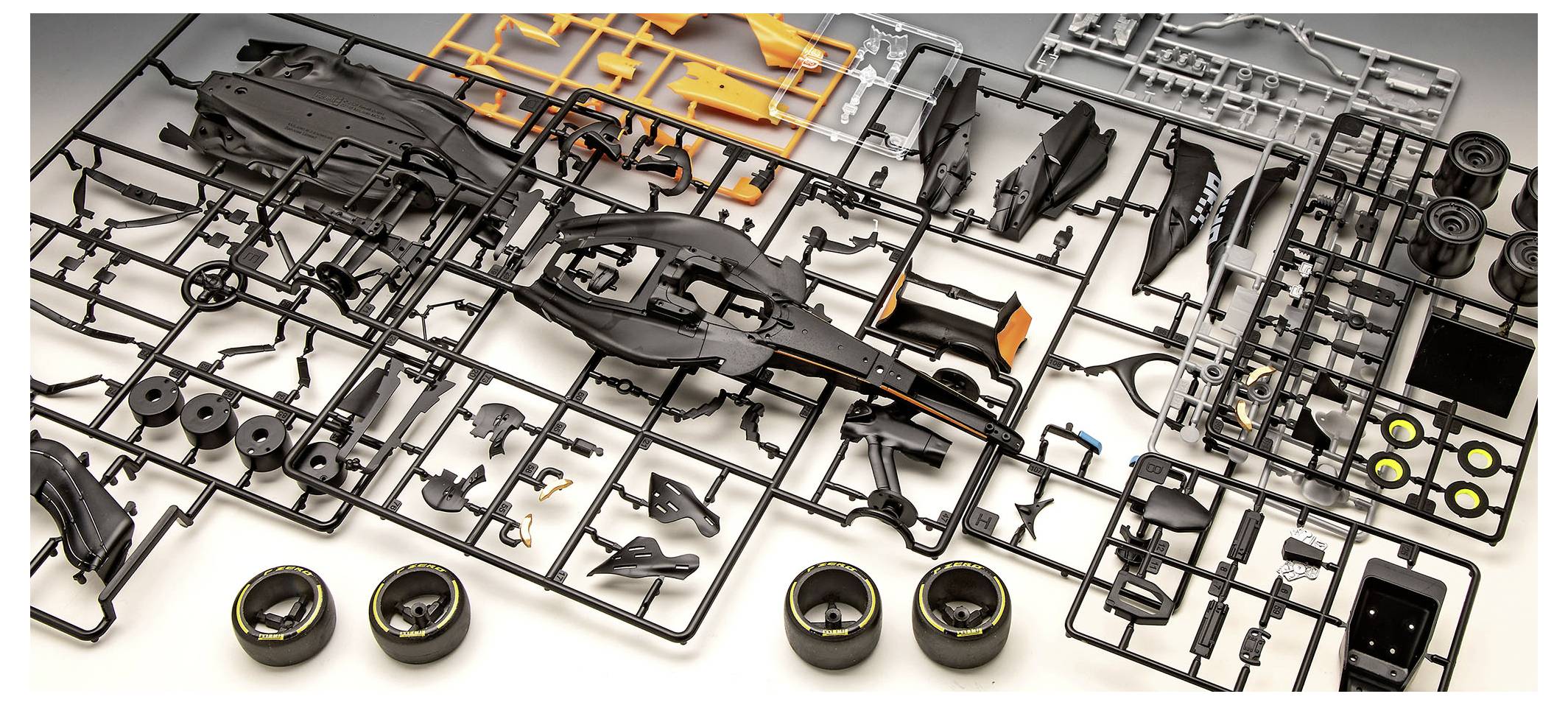 Revell 07748 "McLaren MCL39" - Click System Automodell Bausatz 1:20