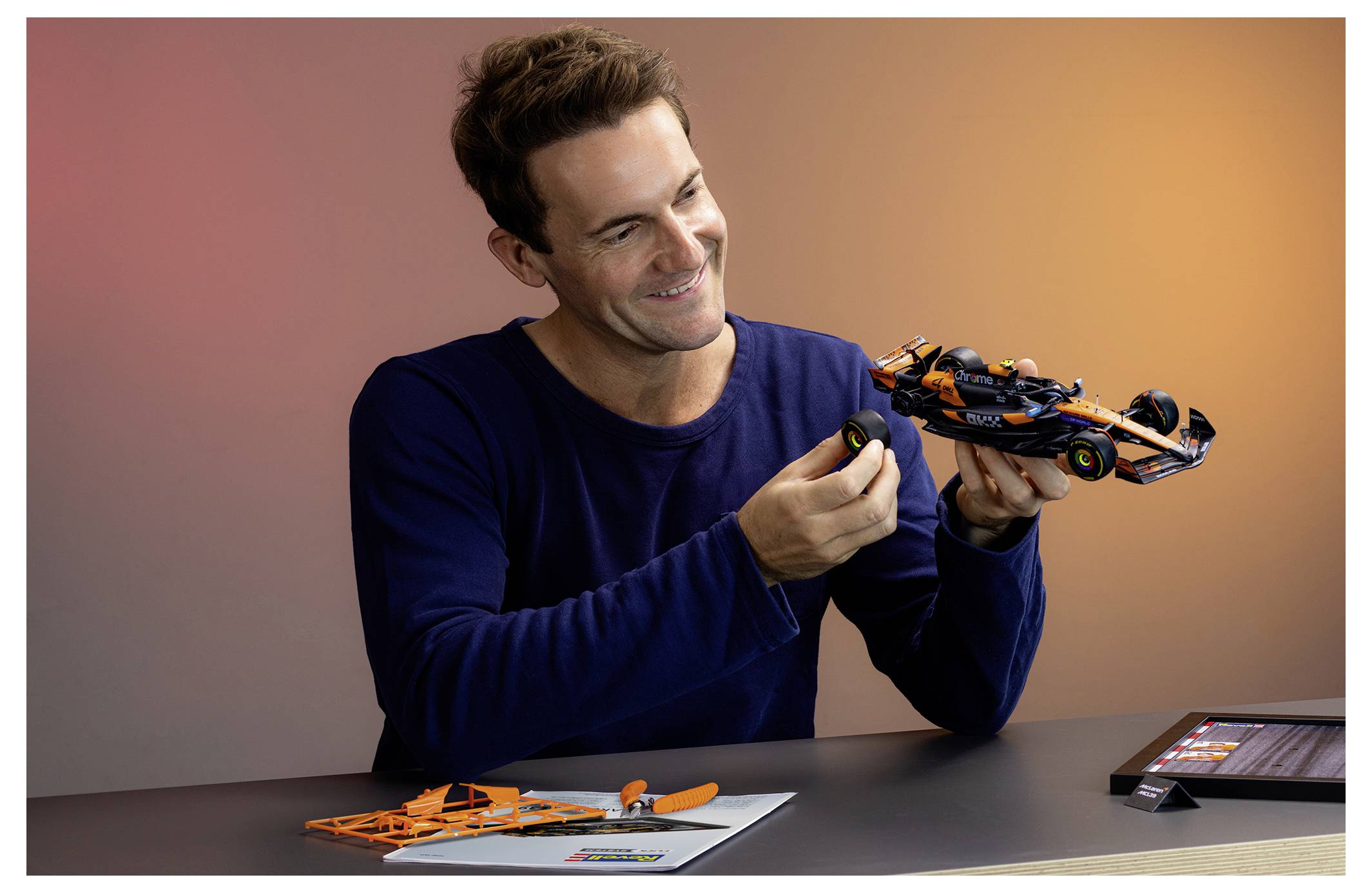 Revell 07748 "McLaren MCL39" - Click System Automodell Bausatz 1:20