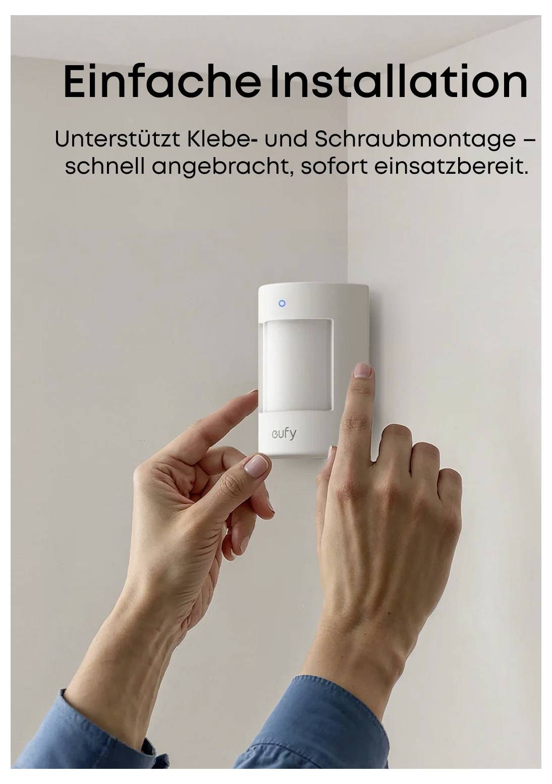 Hände installieren ein weißes wandmontiertes Gerät; deutscher Text sagt „Einfache Installation