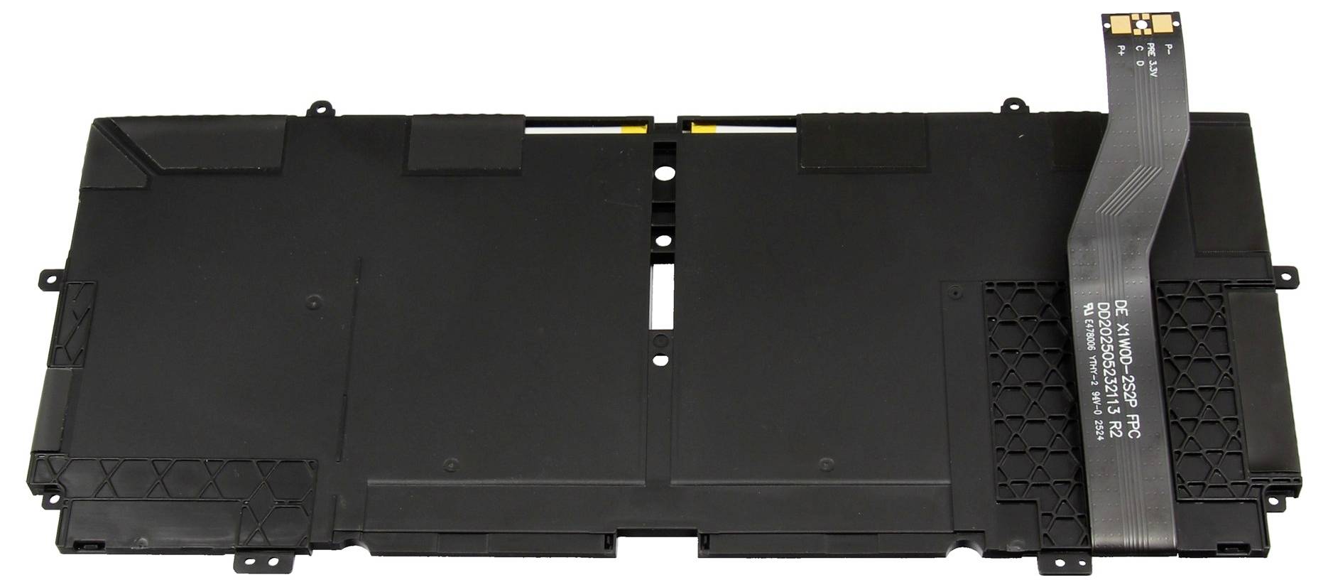 Schwarzes Laptop-Akkupack mit Bandkabelstecker, isoliert auf weißem Hintergrund dargestellt.