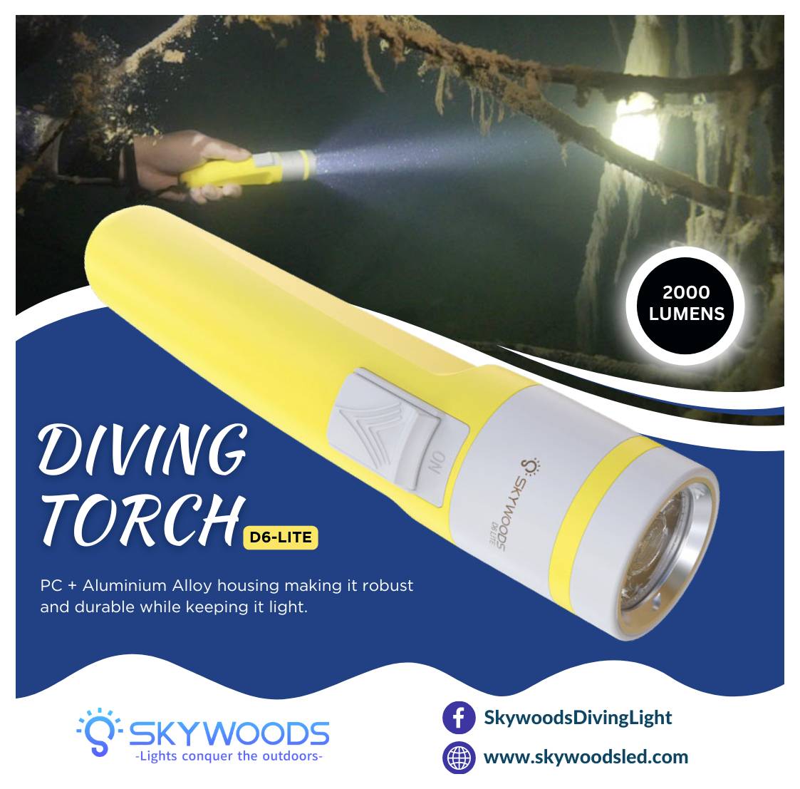 Werbeabbildung einer gelben Skywoods-Tauchlampe, Modell D6-Lite, im Unterwassereinsatz, gekennzeichnet mit „2000 LUMEN