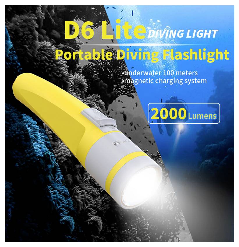 Gelbe und weiße tragbare D6 Lite Tauchlampe, unter Wasser leuchtend dargestellt, mit Text, der 2000 Lumen, 100 Meter Wasserdichtheit und magnetisches Laden bewirbt.