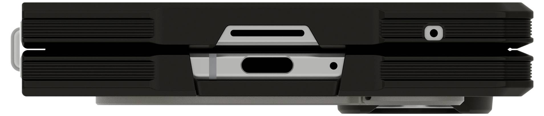 Vorderansicht eines schwarzen rechteckigen elektronischen Geräts mit einer silbernen Mitteltafel, belüfteten Enden und einer kleinen runden Linse oder einem Sensor auf der rechten Seite.