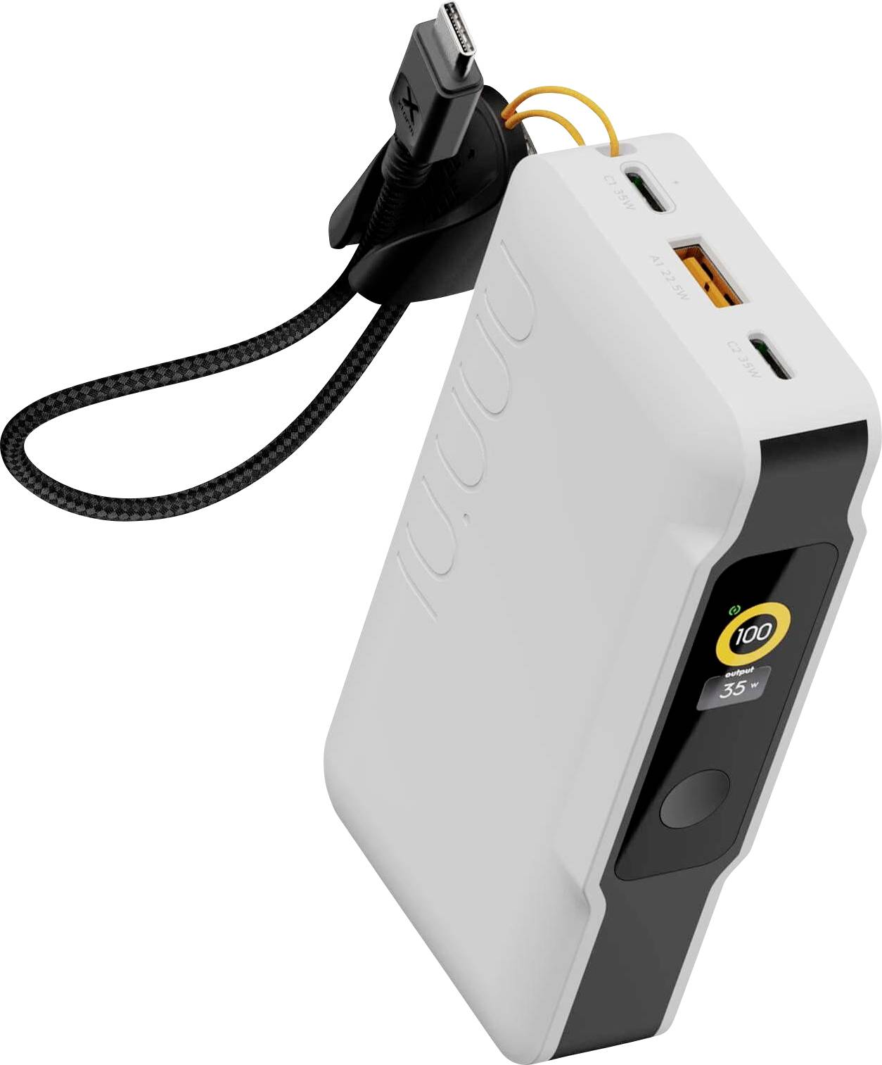Tragbare Powerbank mit angeschlossenem USB-C-Kabel und Display, das 100% Ladung auf weißem Hintergrund anzeigt