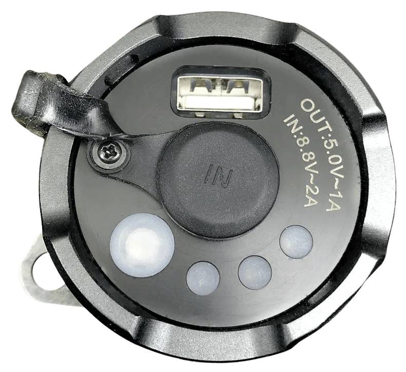Schwarzes rundes USB-Strommodul mit USB-Anschluss, beschriftet mit „OUT:5.0V-1A