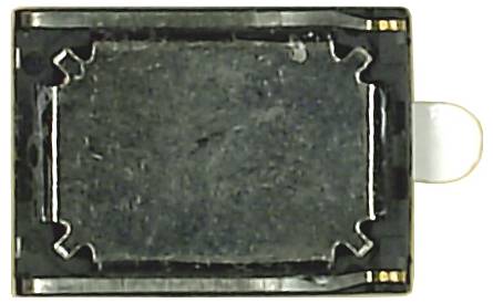 Schwarzes rechteckiges elektronisches Bauteil mit Metallclip-Rahmen und einer kleinen Schlaufenlasche auf der rechten Seite.