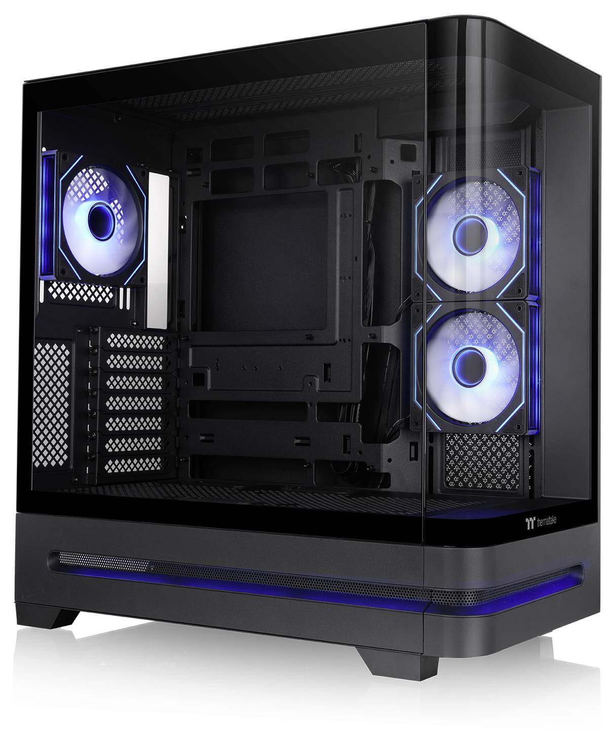 Schwarzes PC-Gehäuse mit transparenter Seitenwand, blauen LED-Lüftern und leerem Innenraum mit mehreren Montageschächten.