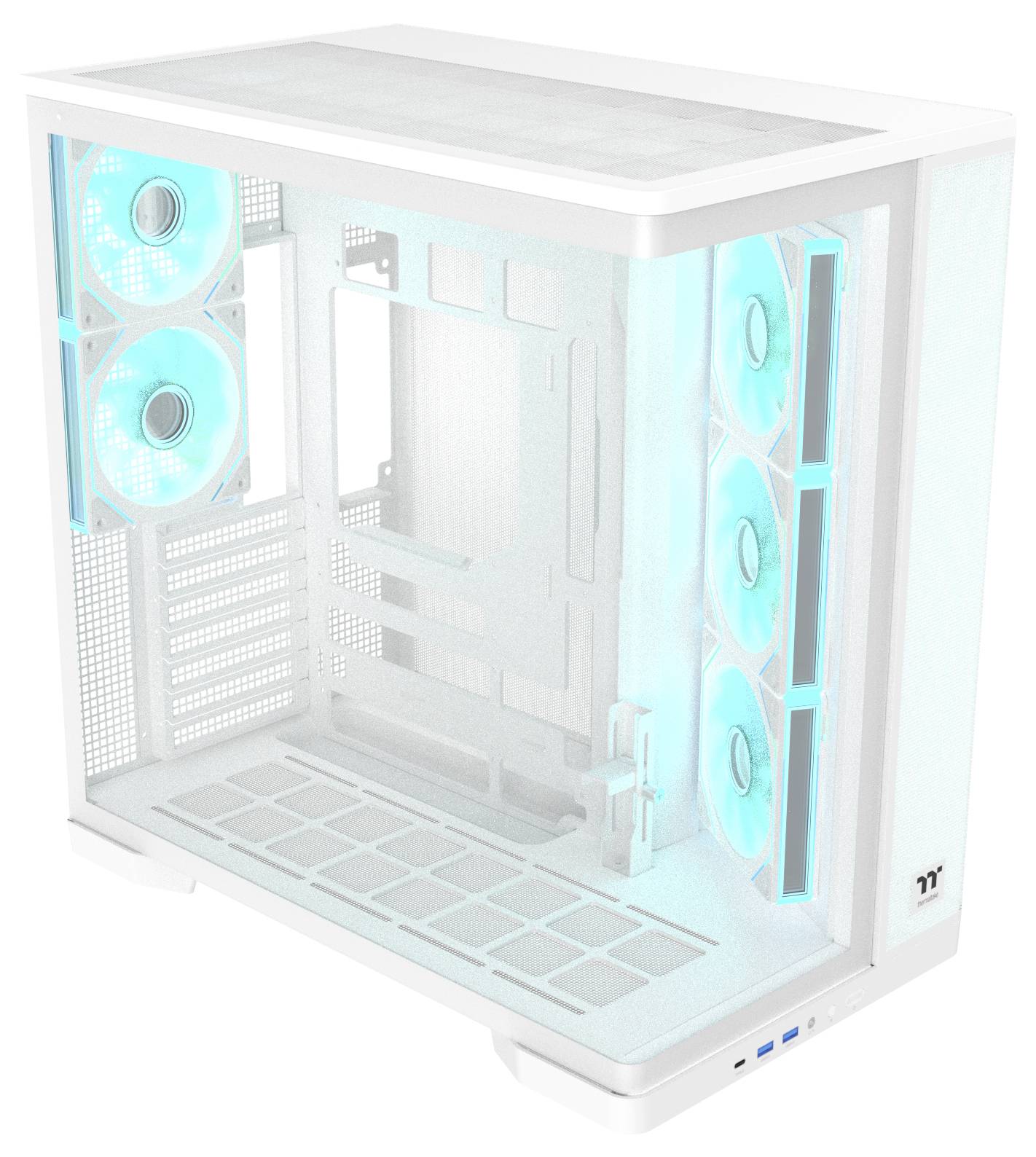 Weißes Desktop-PC-Gehäuse mit durchsichtigem Seitenpanel und leuchtenden cyan-farbenen RGB-Lüftern, von innen leer dargestellt.