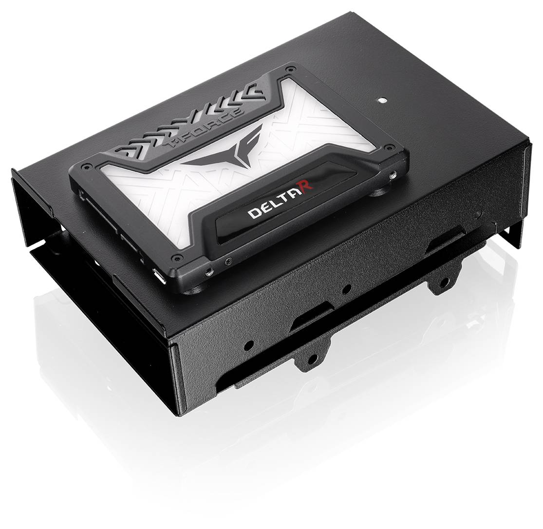 Schwarzes Gehäuse aus Metall für Computerteile mit einer markierten Oberplatte mit der Bezeichnung „DELTA R