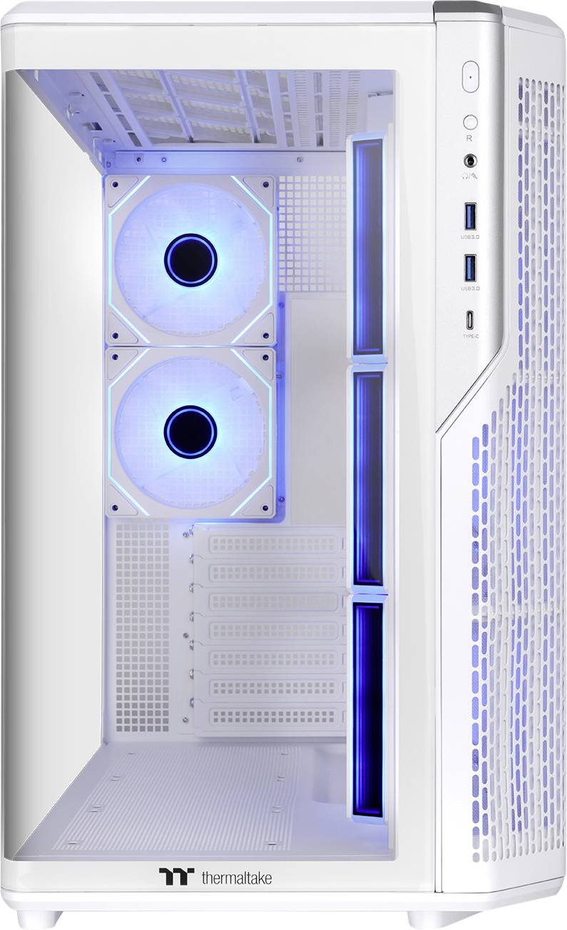 Weißes Thermaltake-PC-Gehäuse mit zwei blau beleuchteten vorderen Lüftern, vertikalem RGB-Leuchtstreifen und vorderen Stromversorgungs- und USB-Anschlüssen.