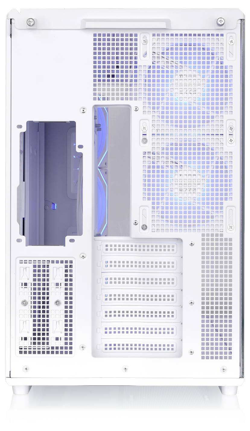 Rückansicht eines weißen Desktop-Computergehäuses mit Lüftungsgittern, zwei blau beleuchteten Lüftern, Erweiterungssteckplätzen und einer seitlichen Öffnung