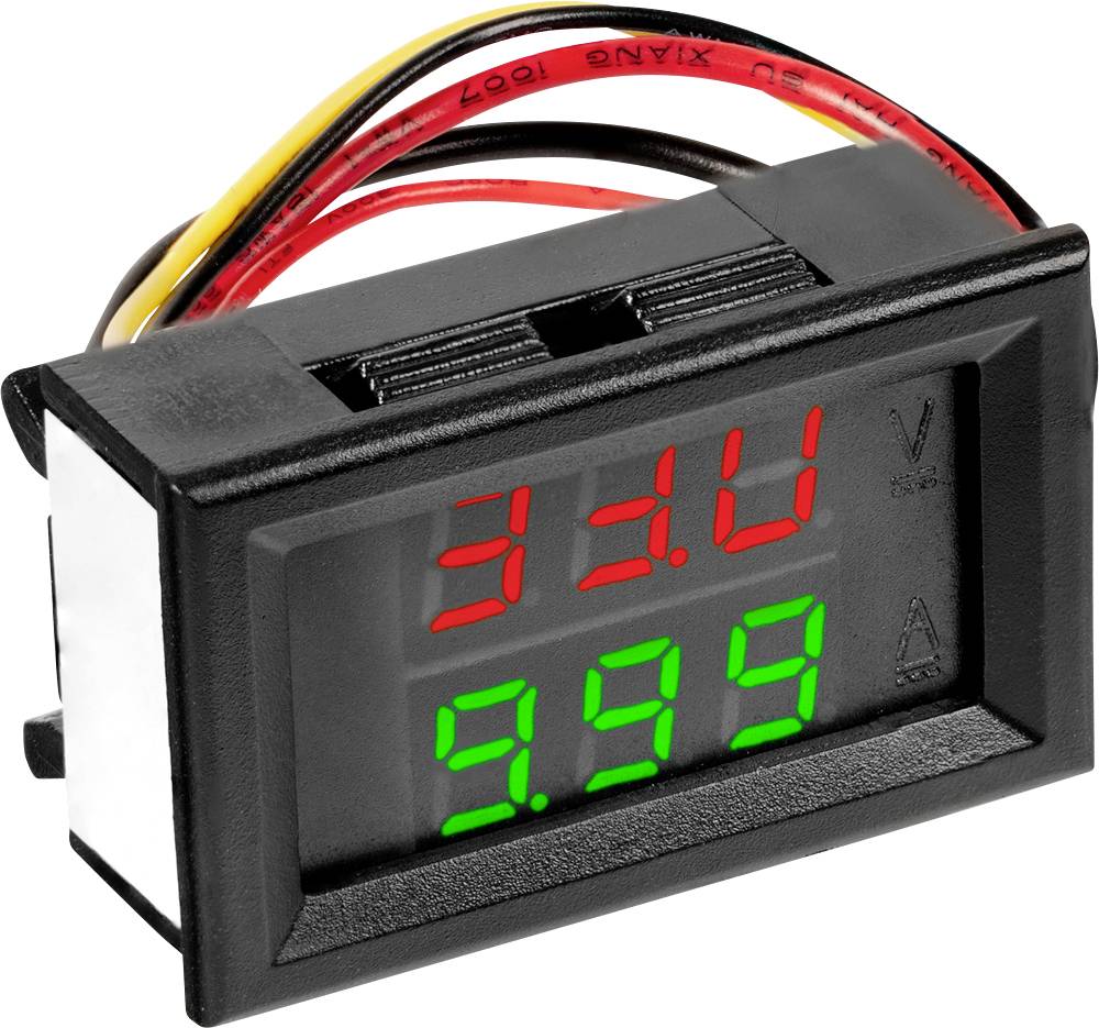 Digitales Panelmessgerät, das 33,0 Volt in Rot und 9,99 Ampere in Grün anzeigt, mit angeschlossenen Drähten.