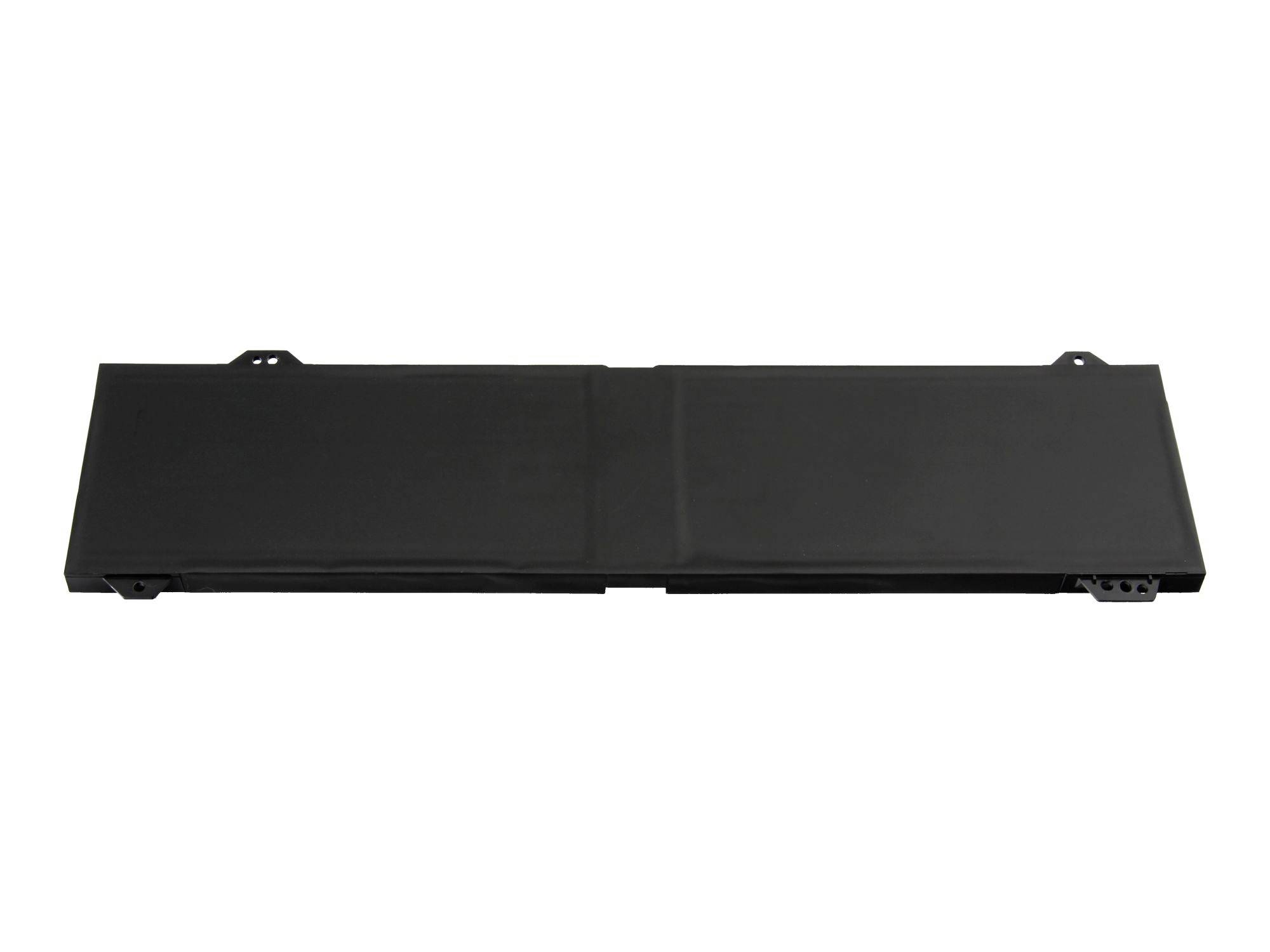 Schwarze rechteckige Metallausrüstungsabdeckung oder Batteriewanne mit Befestigungslaschen, dargestellt auf weißem Hintergrund.
