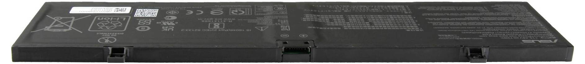 Schwarzes Batteriepaket mit Warnetiketten und Spezifikationen auf einem langen rechteckigen Modul, wahrscheinlich eine Laptop-Batterie.