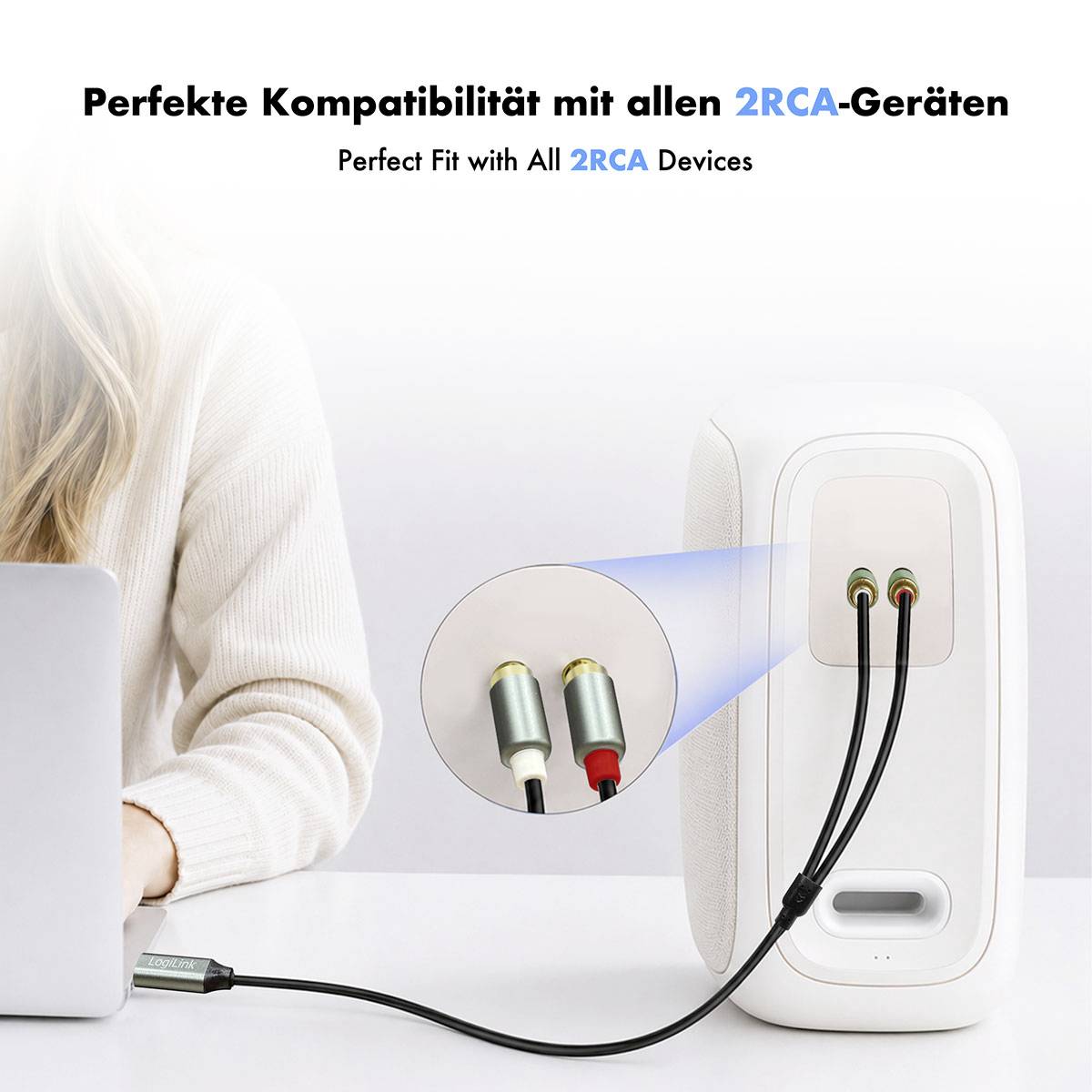 2-RCA-Kabel, das zwischen einem Laptop und einem weißen Audiogerät verbunden ist, mit Text, der perfekte Kompatibilität mit allen 2-RCA-Geräten angibt.