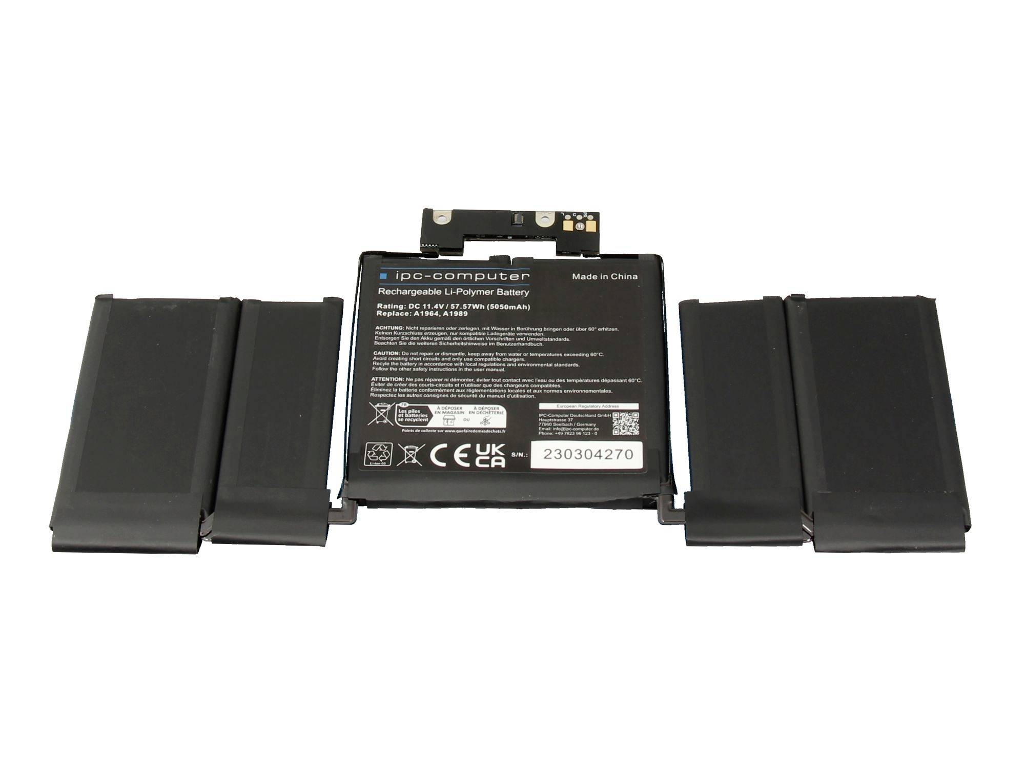 Ein schwarzes wiederaufladbares Batteriepaket mit zwei angebrachten seitlichen Batteriemodulen, dargestellt auf weißem Hintergrund.