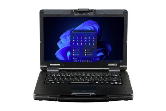 Schwarzer robuster Panasonic-Laptop, geöffnet mit Windows 11-Desktop und Startmenü auf dem Bildschirm, Vorderansicht auf weißem Hintergrund dargestellt.