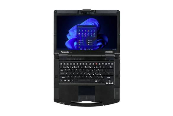 Offener schwarzer Panasonic-Laptop, der einen Windows 11-Desktop auf dem Bildschirm anzeigt, mit sichtbarer Tastatur und Touchpad.