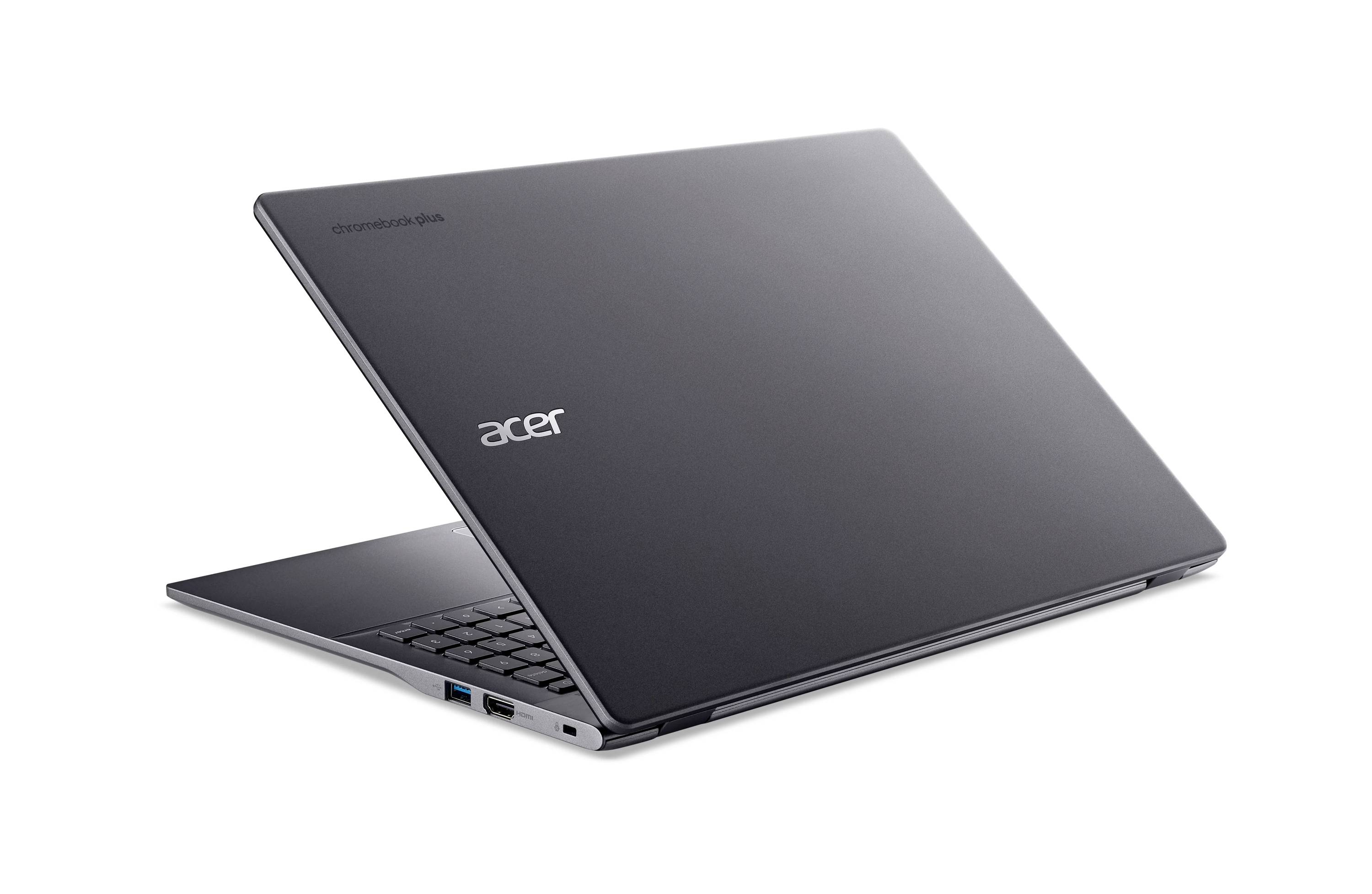 Ein geschlossener Acer-Laptop, teilweise geöffnet, in der Seitenansicht auf weißem Hintergrund gezeigt.