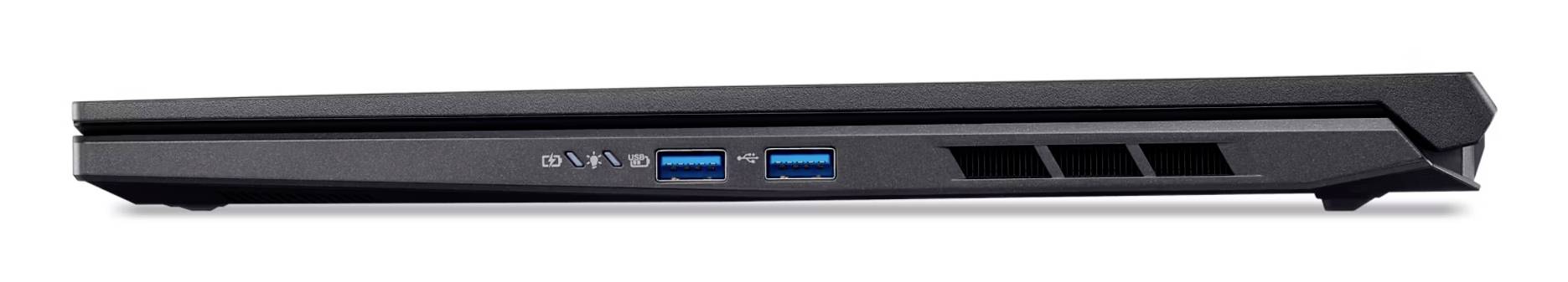 Seitenansicht eines eleganten schwarzen Laptops mit zwei blauen USB-Anschlüssen und einem schlanken Belüftungsgitter an der linken Kante.