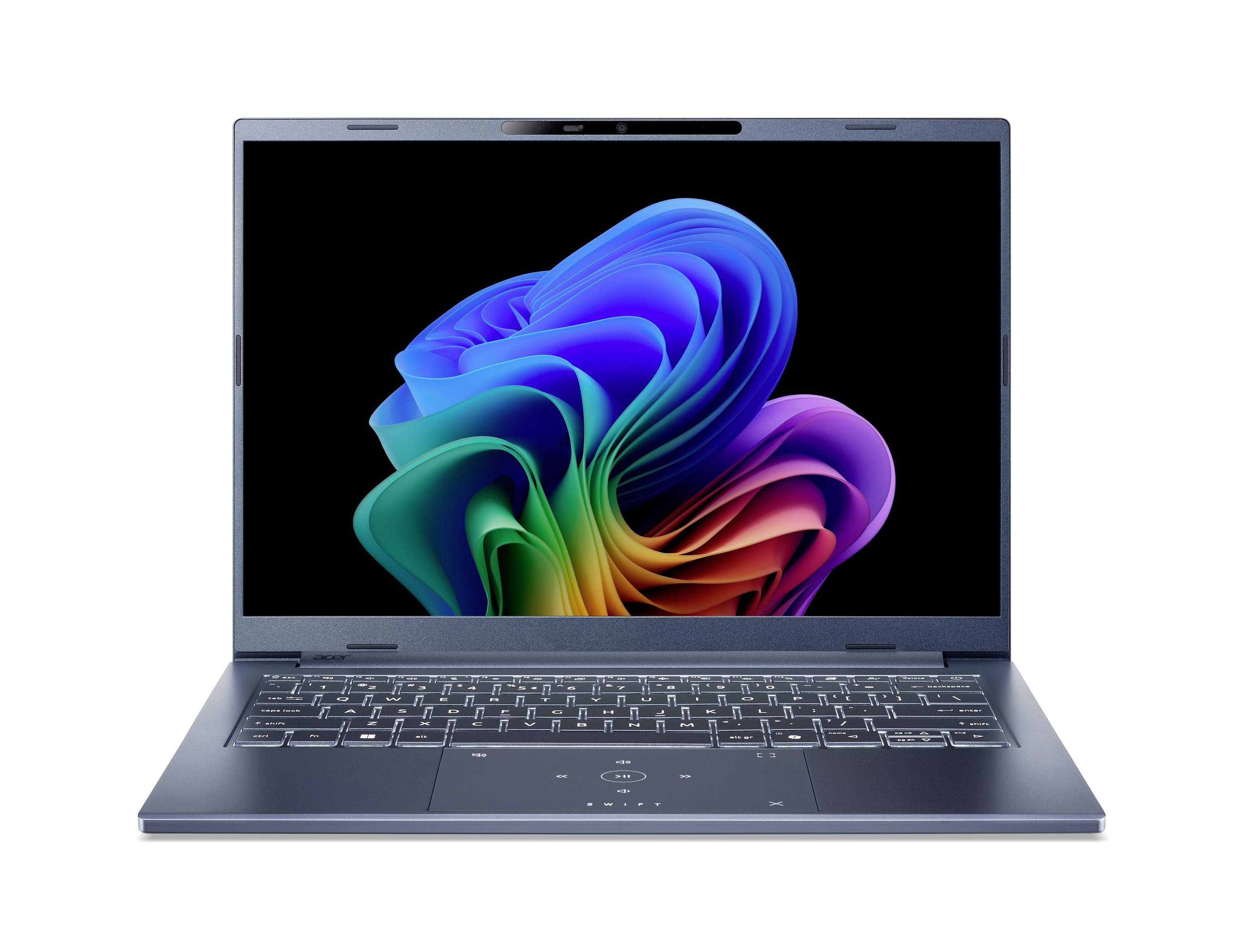 Ein silberner Laptop auf weißem Hintergrund offen, zeigt eine bunte abstrakte Wirbel-Tapete auf dem Bildschirm.