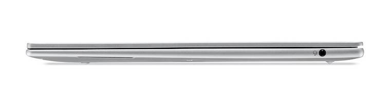 Seitenansicht eines silbernen Laptops, geschlossen und in Profilansicht auf weißem Hintergrund.