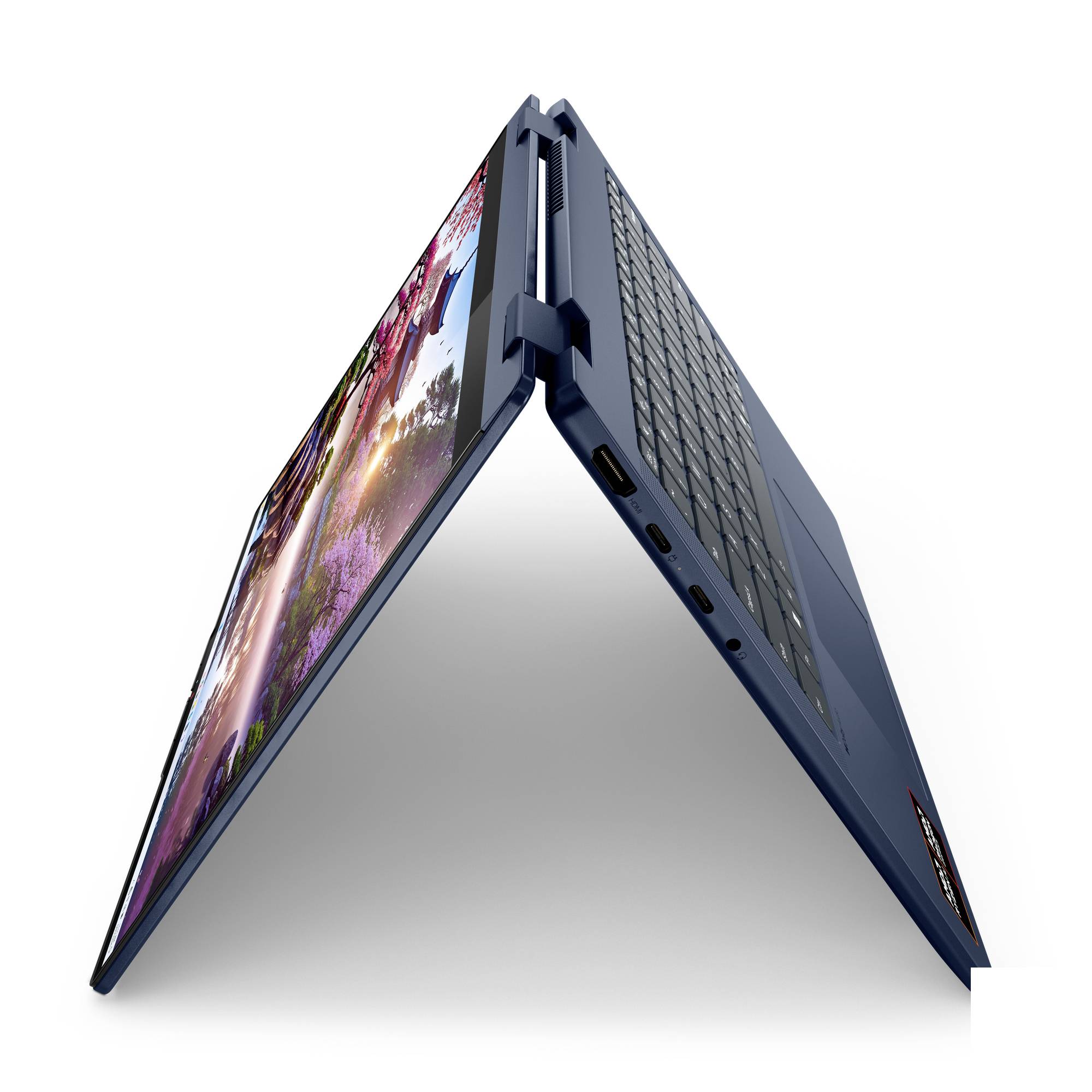 Lenovo Notebook 35.6 cm (14 Zoll) WUXGA AMD Ryzen AI 7 350 16 GB RAM 1 TB SSD Deutsch, QWERTZ AMD AMD Radeon Blau 83KT004RGE