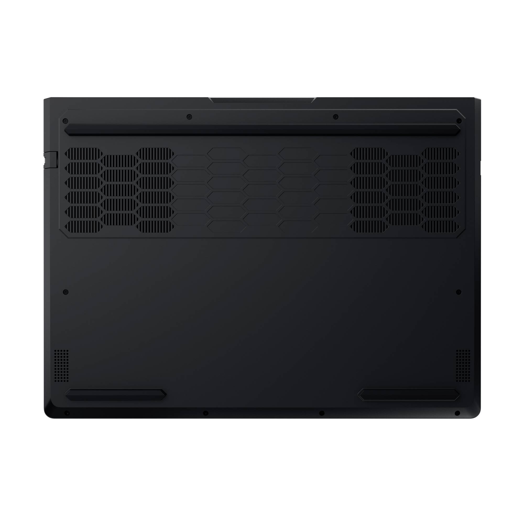 Unteransicht eines schwarzen Laptops, auf der Belüftungsgitter, Schrauben und Gummifüße auf der Unterseite zu sehen sind.