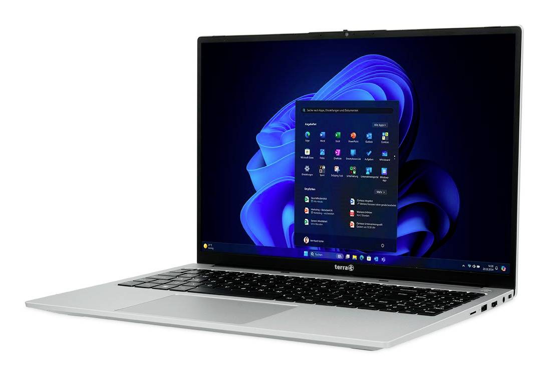 Silberner Laptop zeigt das Windows 11-Startmenü auf einer blauen abstrakten Tapete an
