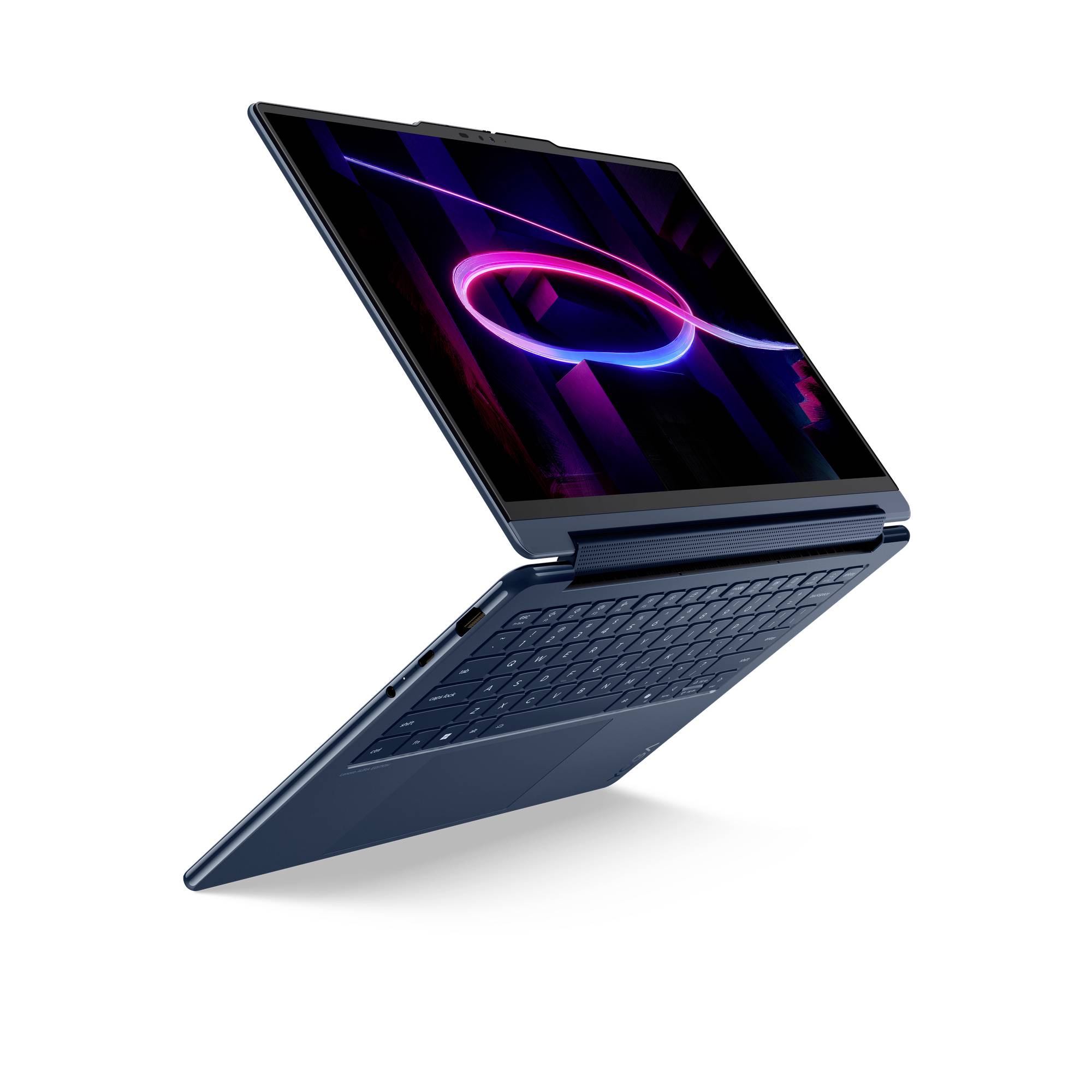 Schlanker blauer Laptop, der in einem Winkel aufgeklappt gezeigt wird, mit einem leuchtenden abstrakten Neonring auf dem Bildschirm.