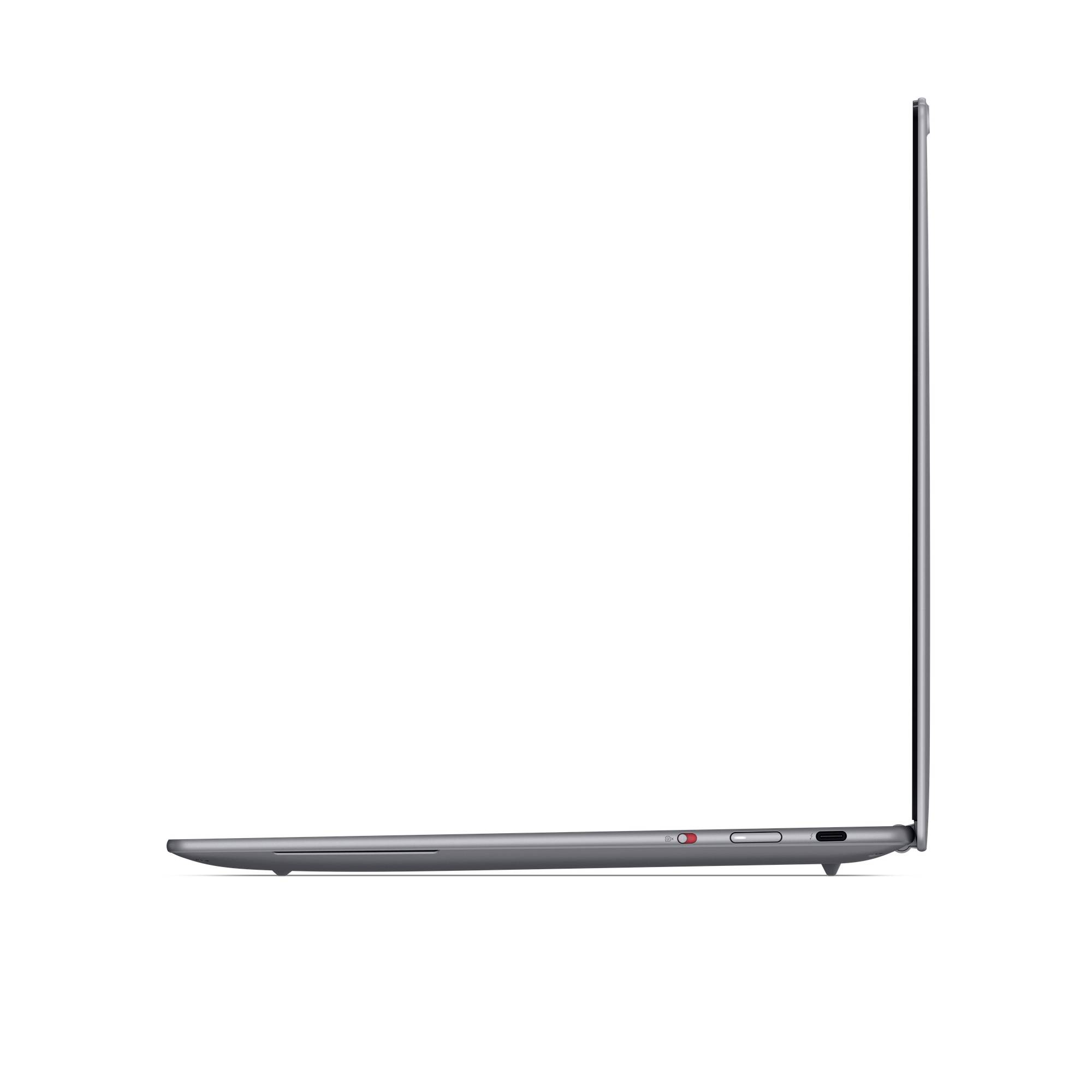Seitenansicht eines dünnen Laptops, der auf weißem Hintergrund um 90 Grad teilweise geöffnet ist.