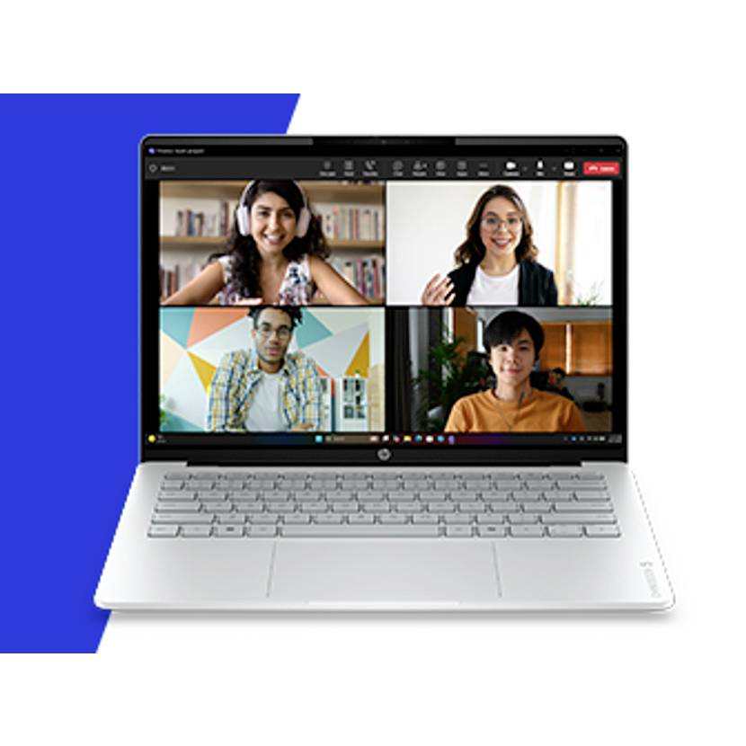 Laptop zeigt eine Videokonferenz mit vier Personen in einem 2x2-Raster, wobei die Teilnehmer eines Anrufs auf dem Bildschirm angezeigt werden.