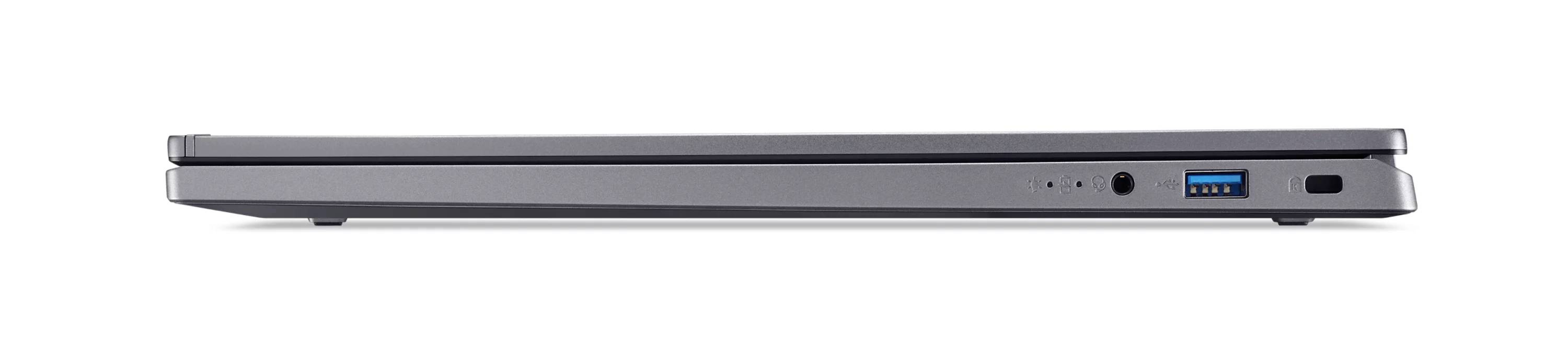 Seitenansicht eines geschlossenen silbernen Laptops, die das schlanke Profil, das Scharnier und die Anschlüsse an der rechten Kante zeigt.