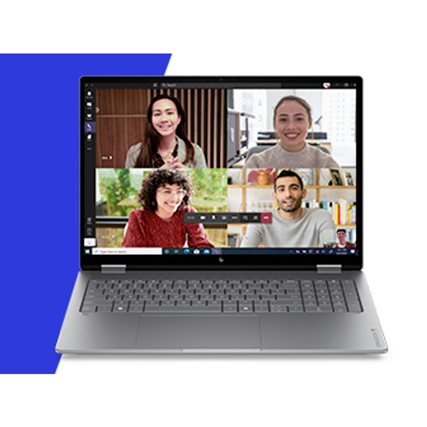 Laptop zeigt eine Videokonferenzschaltung mit vier Personen im Gitterformat an, mit sichtbaren Anrufsteuerungen auf dem Bildschirm.