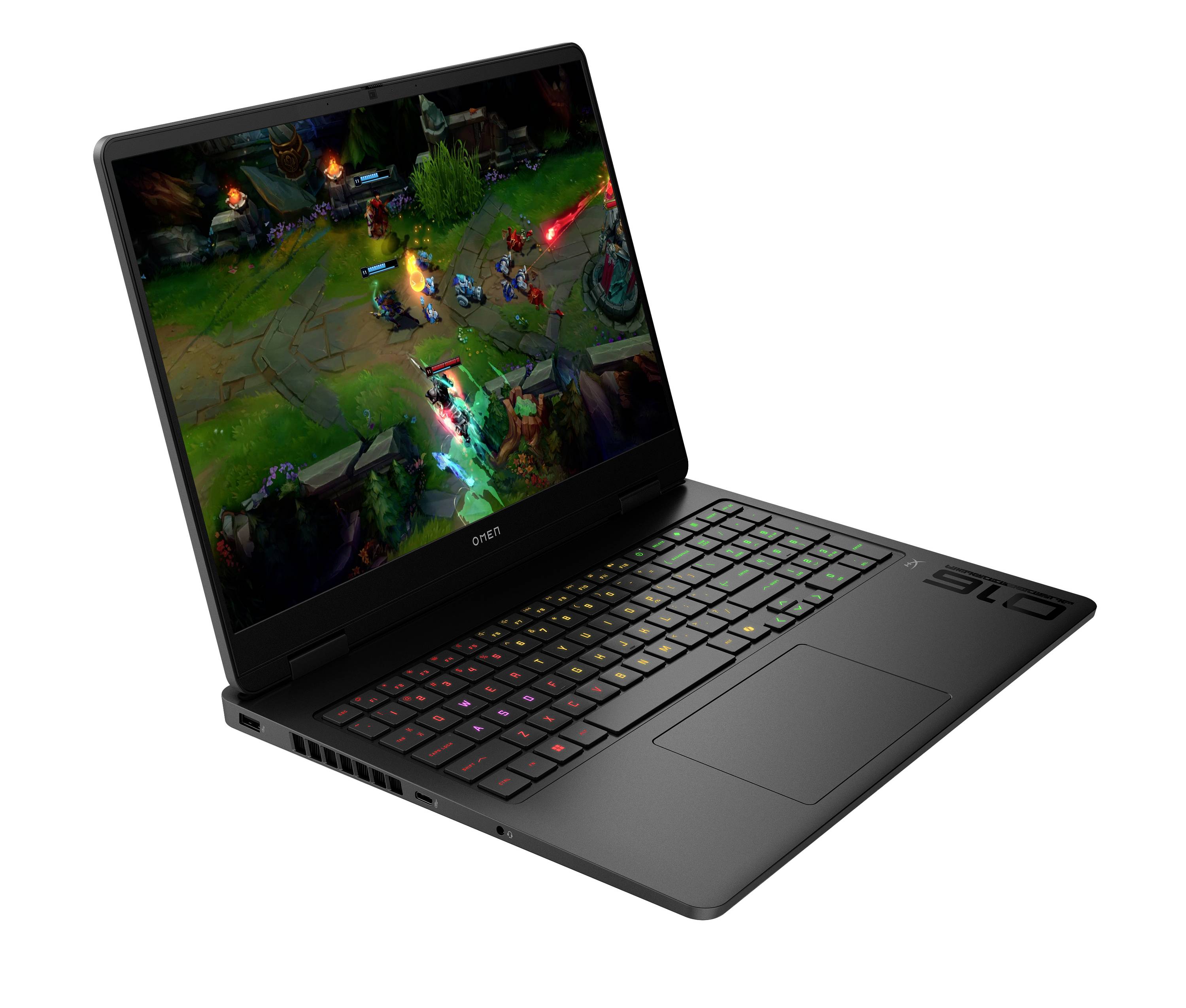 Schwarzer Gaming-Laptop im Winkel geöffnet, zeigt ein buntes Action-Spiel auf dem Bildschirm und eine beleuchtete Tastatur.