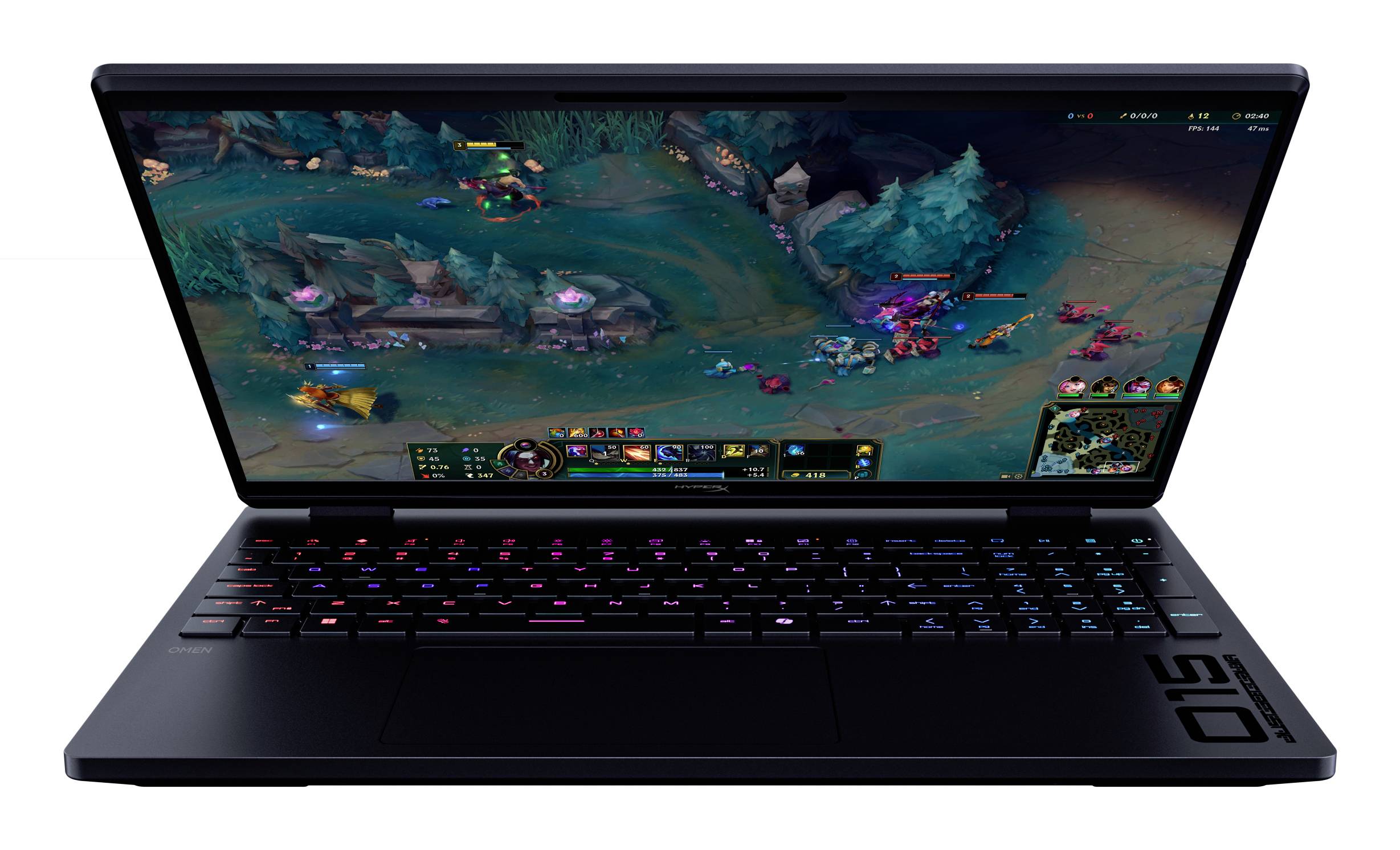 Gaming-Laptop offen mit einem MOBA-Spiel-Battle auf dem Bildschirm, RGB-beleuchteter Tastatur und großem Touchpad.