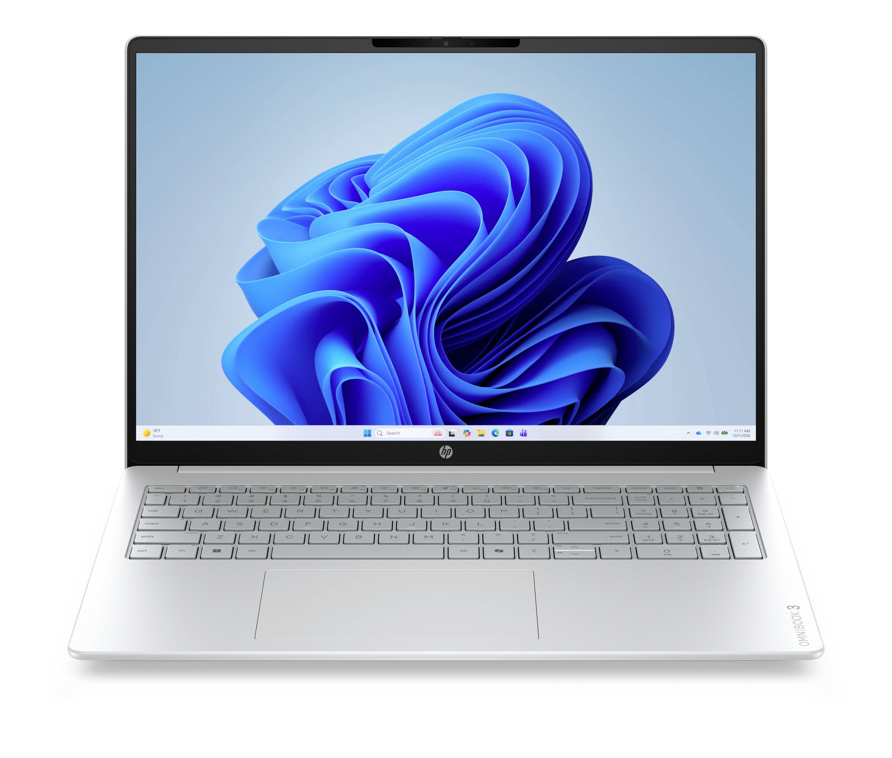 Silber-HP-Laptop mit Windows-11-Blau-Wirbel-Hintergrundbild auf dem Bildschirm, Vorderansicht auf weißem Hintergrund.