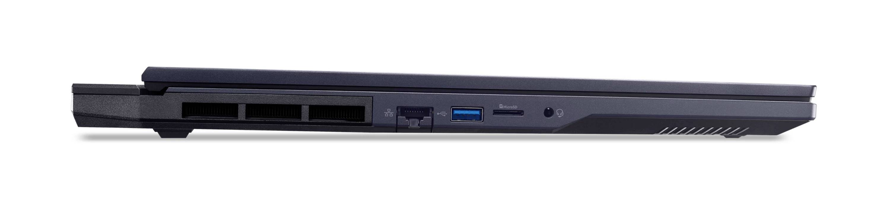 Seitenansicht eines schlanken schwarzen Laptops in geschlossenem Zustand, der Anschlüsse und Lüftungsschlitze entlang der Kante zeigt.