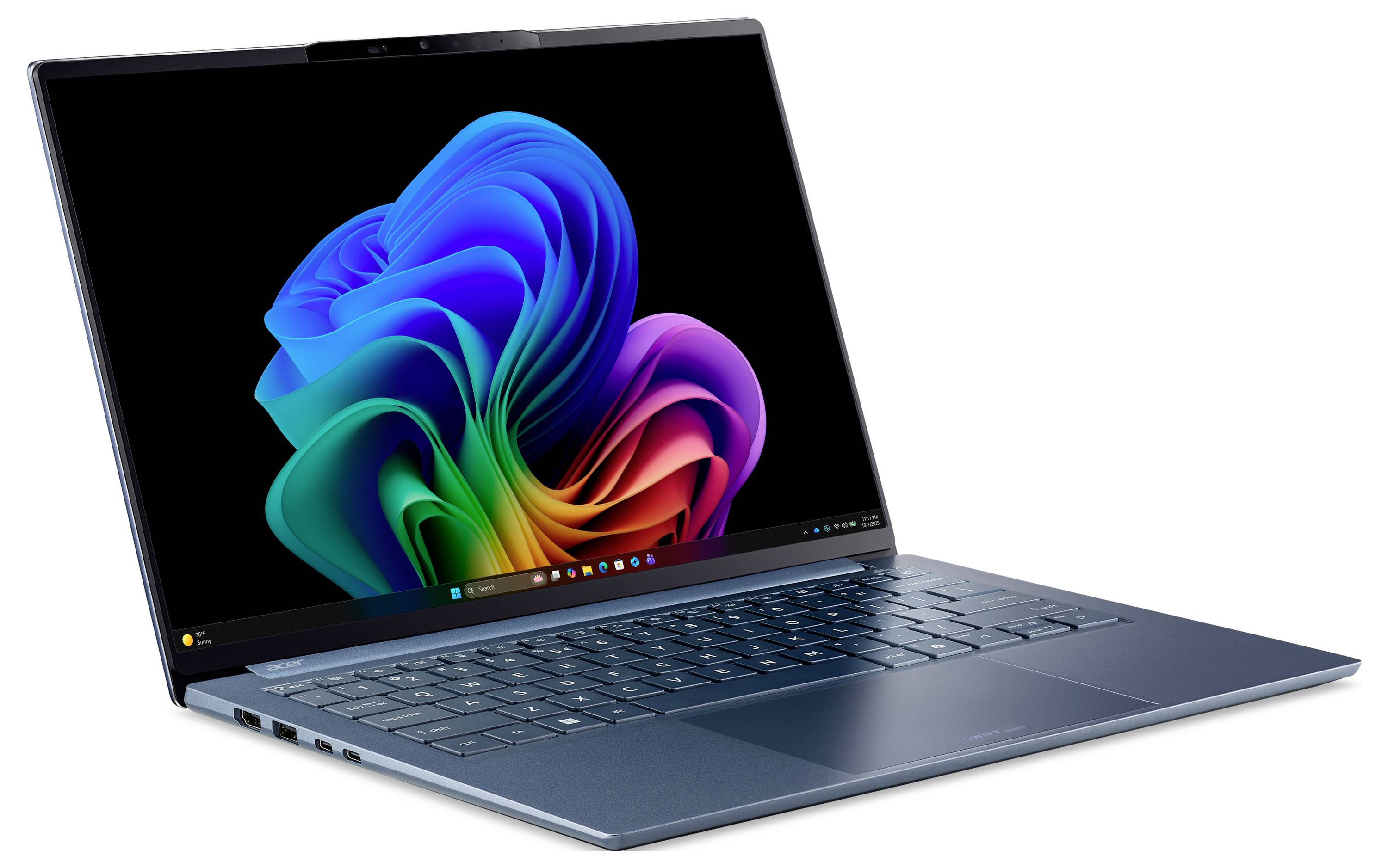 Offener Laptop mit einem farbenfrohen abstrakten Blumenhintergrund auf dem Bildschirm, aus einer Schräganicht auf weißem Hintergrund betrachtet.
