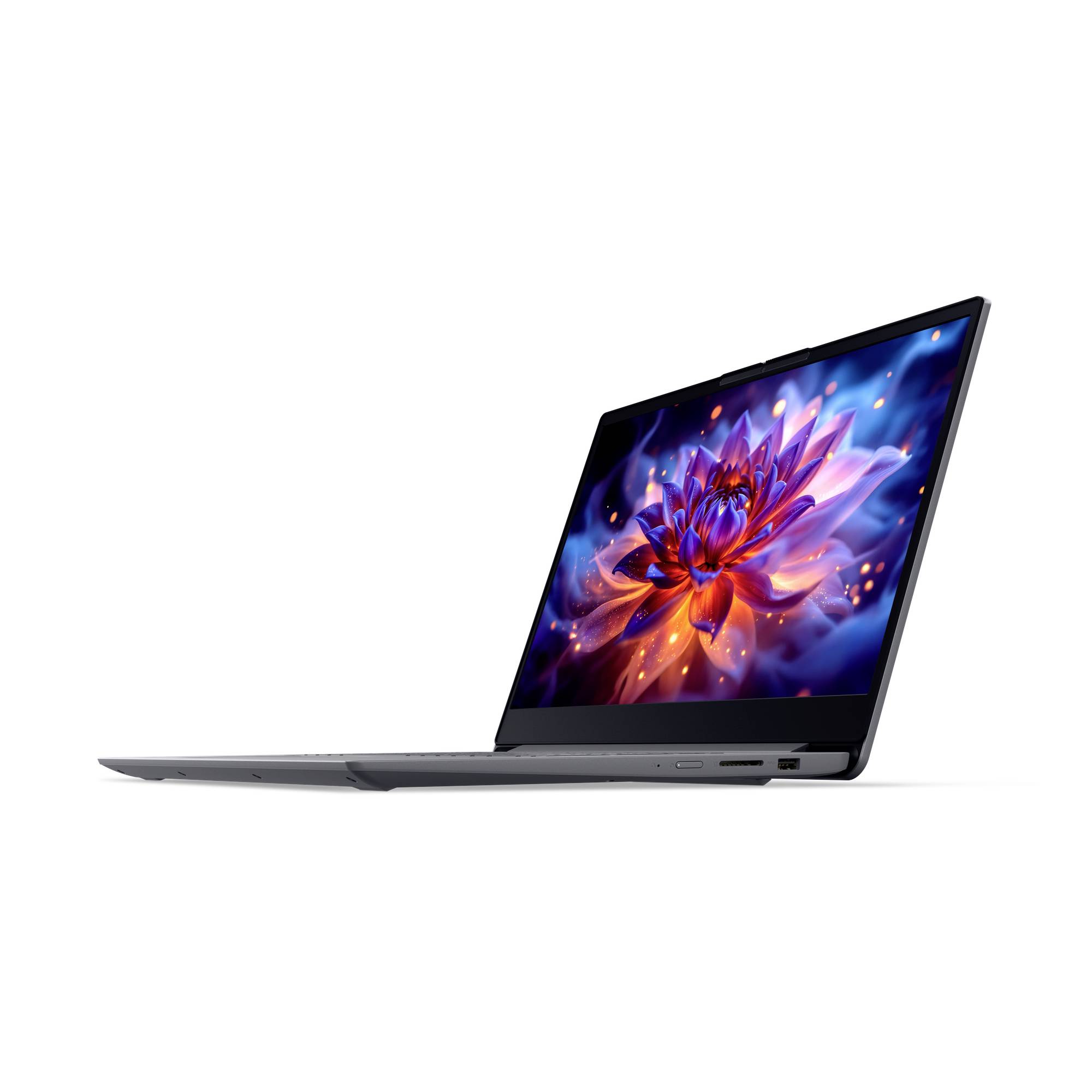 Seitenansicht eines schlanken Laptops mit geöffnetem Bildschirm, der eine farbenfrohe Blumentapete auf weißem Hintergrund anzeigt.