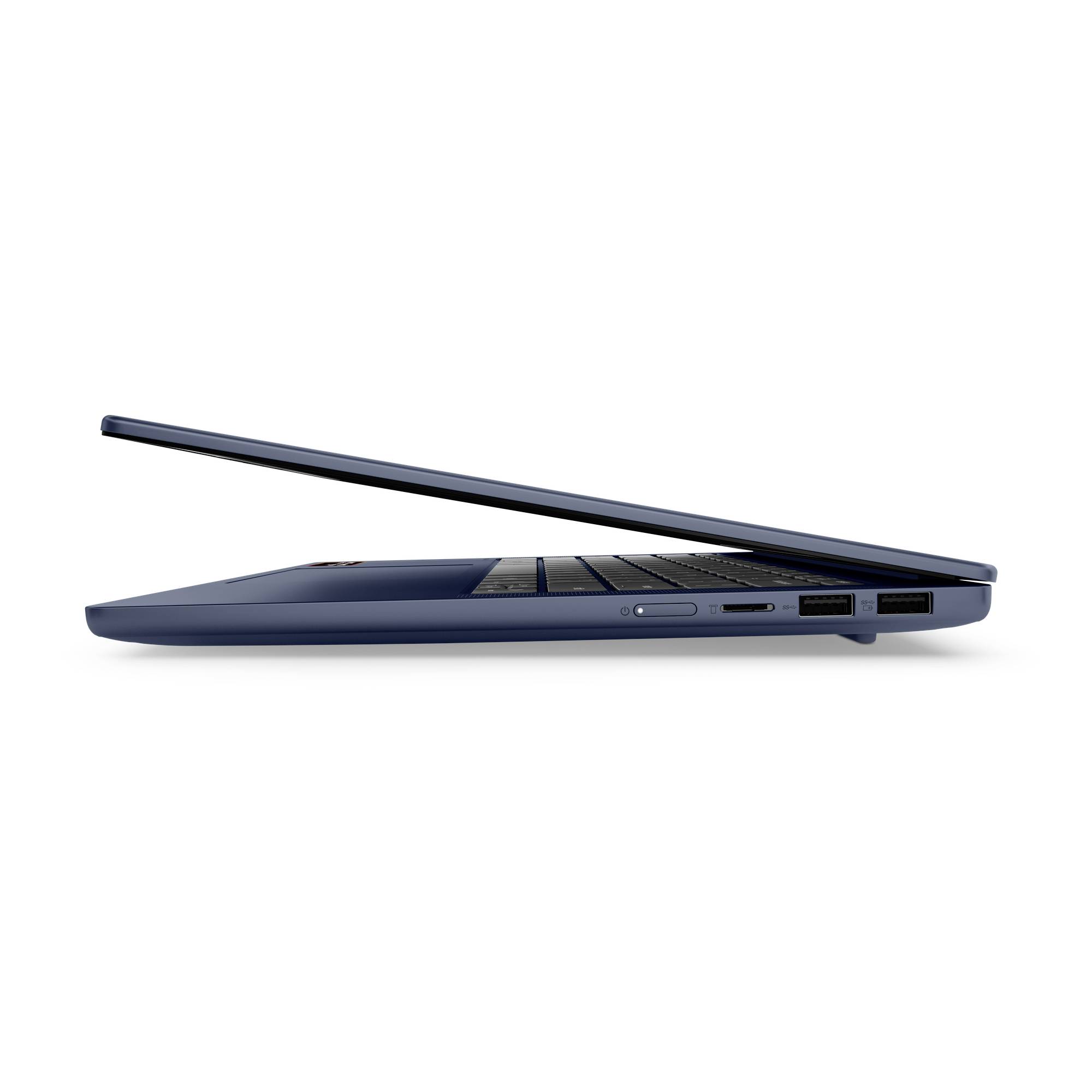 Seitenansicht eines schlanken blauen Laptops, der teilweise geöffnet ist und sein dünnes Profil sowie die Anschlüsse auf der rechten Seite auf weißem Hintergrund zeigt.