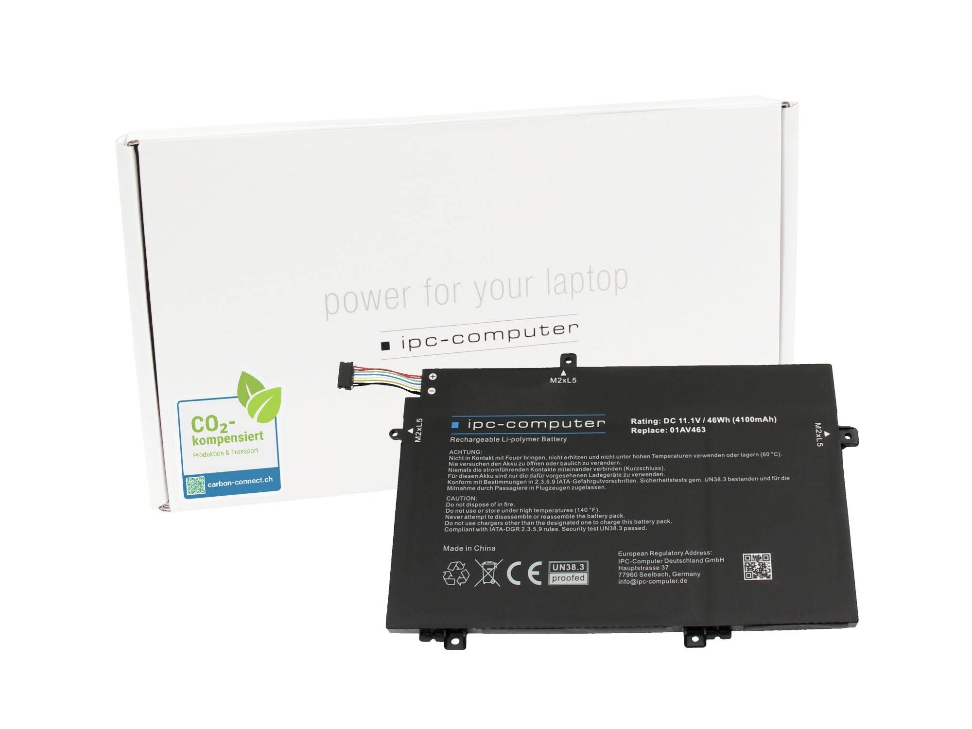 Schwarzer Laptop-Akku vor einer weißen IPC-Computerbox mit der Beschriftung „Stromversorgung für Ihren Laptop