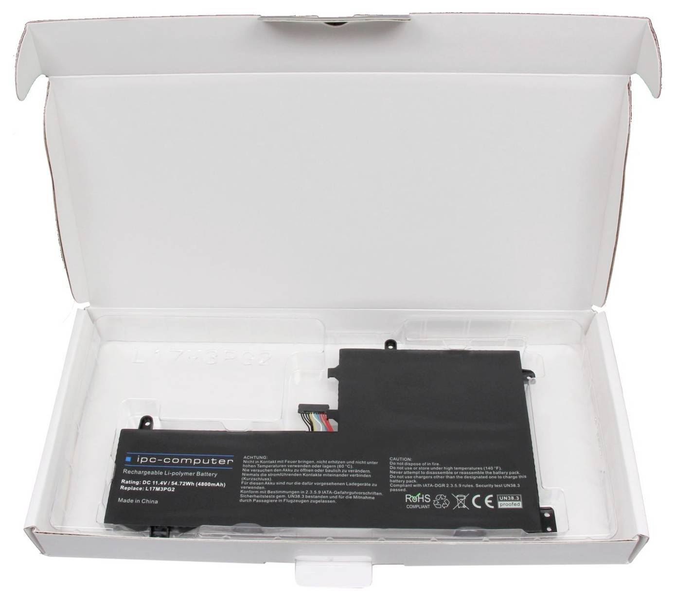 Laptop-Akku in einer weißen Einzelhandelsbox, gezeigt in seiner Verpackung mit sichtbarem Produktetikett.