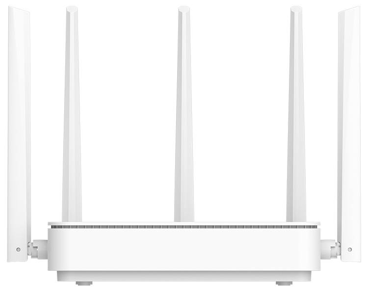 Weißer drahtloser Router mit vier externen Antennen auf neutralem Hintergrund