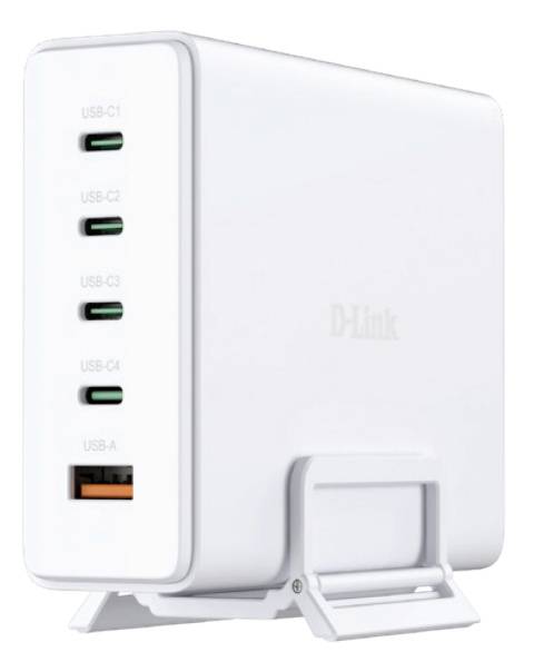 Weiße D-Link-Ladehub mit vier USB-C-Anschlüssen und einem USB-A-Anschluss auf der Vorderseite, auf einem Ständer gezeigt.