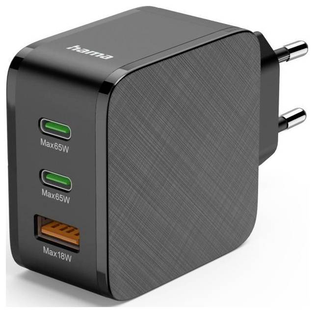 Schwarzes Hama-Wandladegerät mit zwei USB-C-Anschlüssen mit der Bezeichnung Max65W und einem USB-A-Anschluss mit der Bezeichnung Max18W, mit europäischen Steckerkontakten.