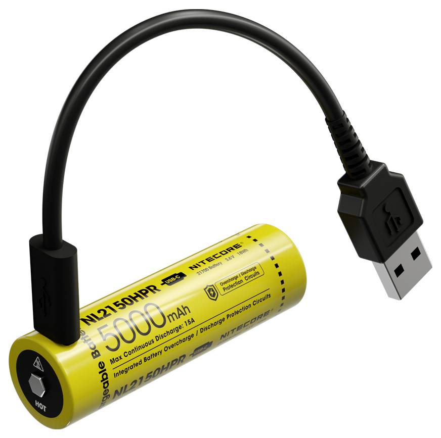Gelbe Nitecore 21700 wiederaufladbare Batterie mit einem kurzen USB-Ladekabel, das am positiven Pol angebracht ist